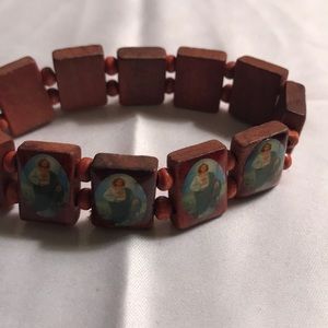 Jesus wood bracelet